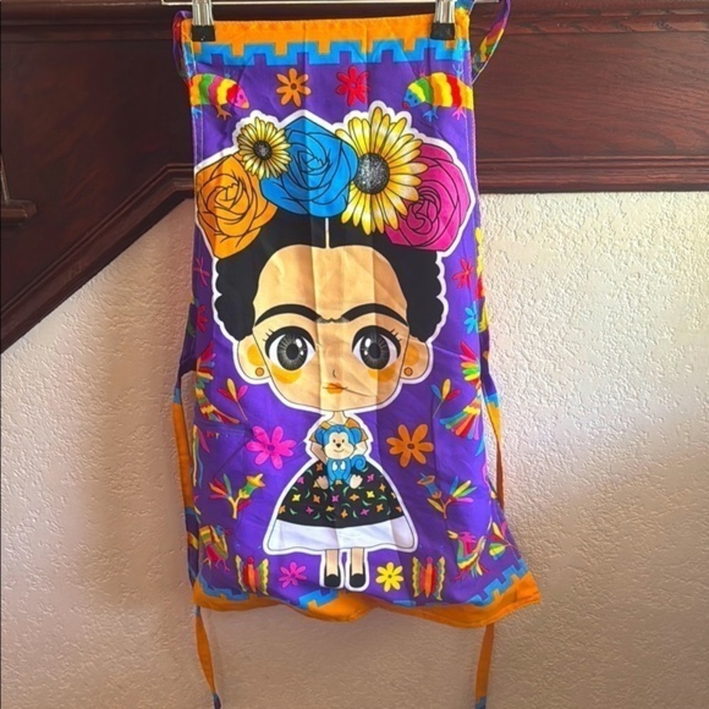 Colorful Frida Kahlo Apron NWOT For Chef Cook Baker or Artist Protective Gear
